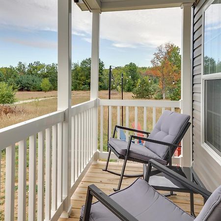 Family Home In Rapid City About 4 Mi To Torch Lake! 외부 사진