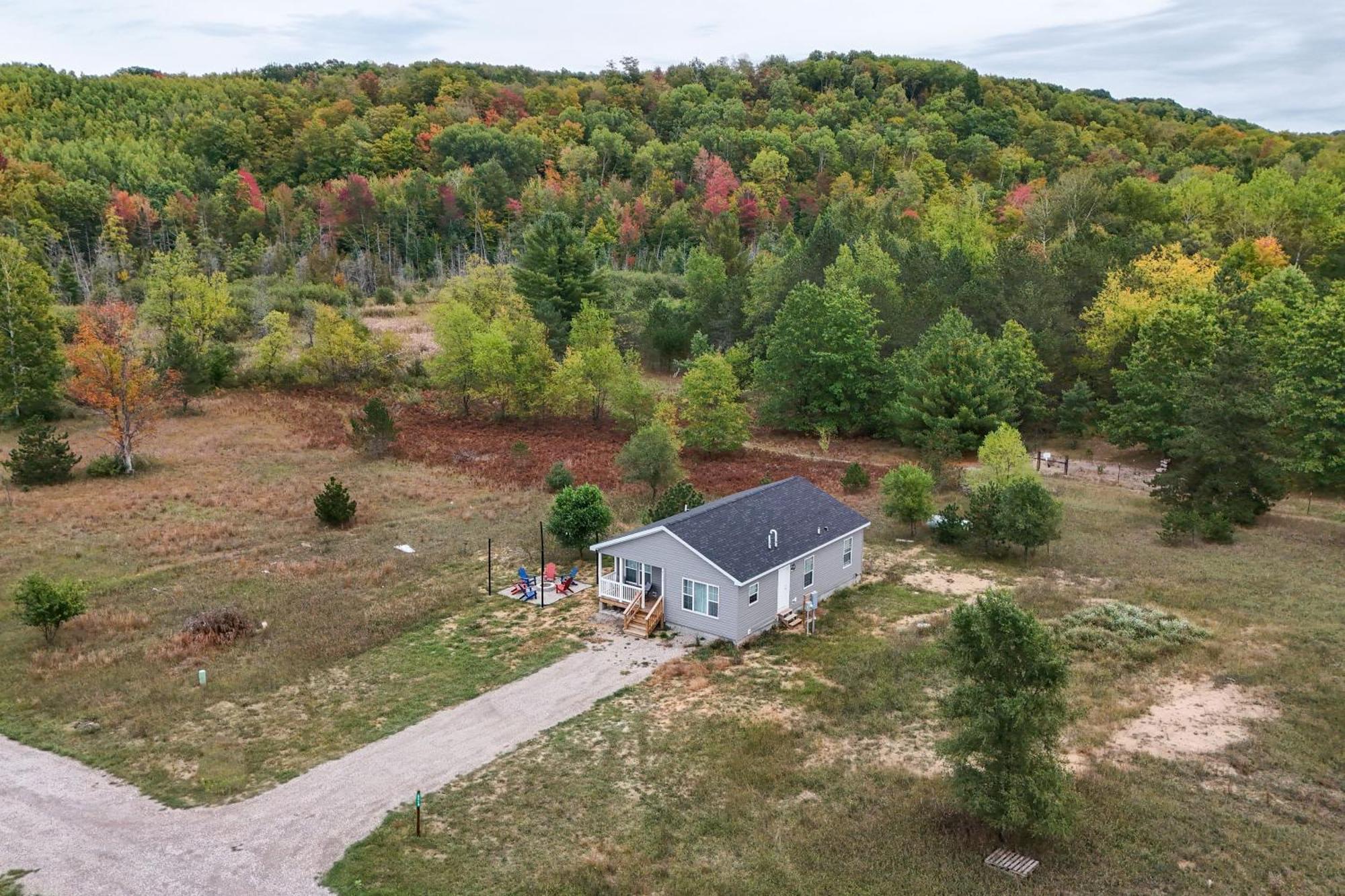 Family Home In Rapid City About 4 Mi To Torch Lake! 외부 사진